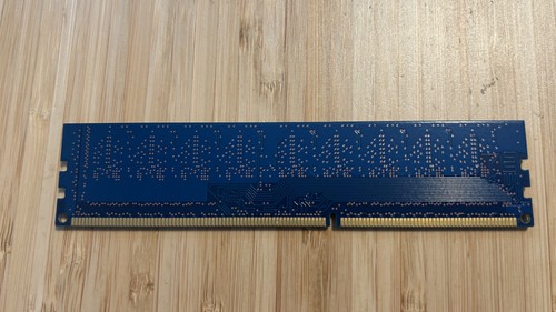 Hynix HMT325U7CFR8C-PB 2GB 1Rx8 PC3-12800E ECC UDIMM RAM DDR3 - immagine 2